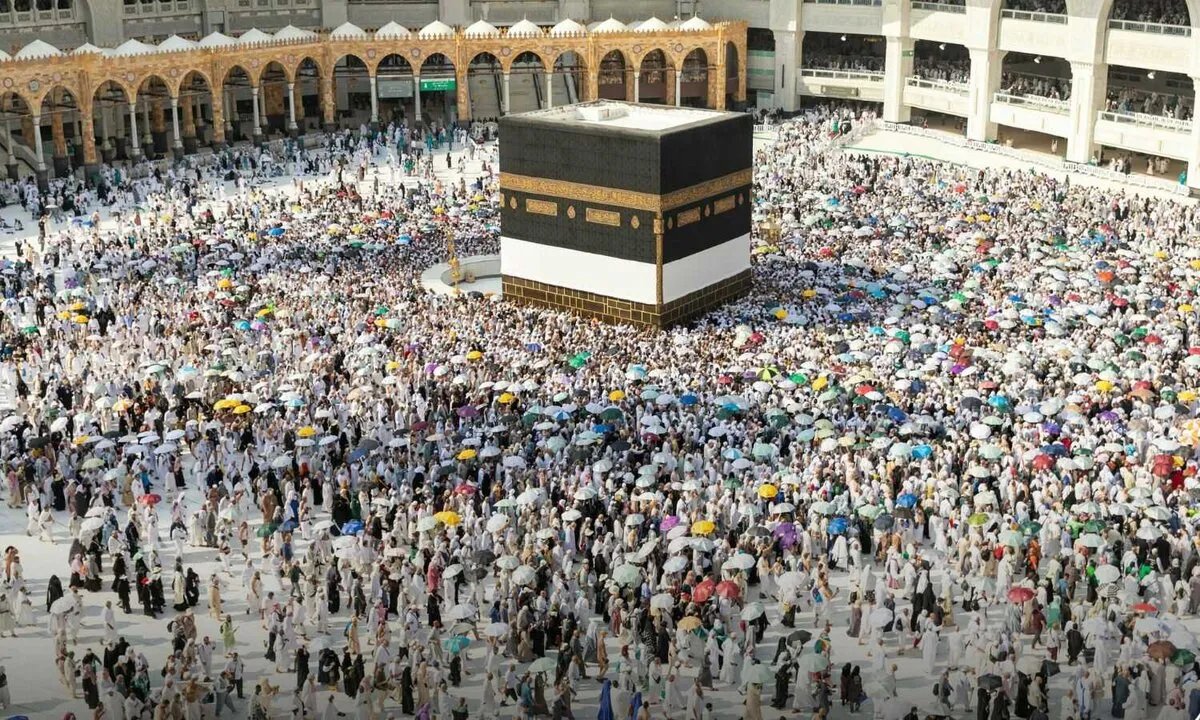 لجنة الحج السورية توضح معايير القبول: لماذا تم تحديد نسبة لكبار السن في موسم الحج؟