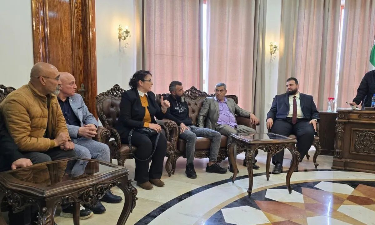 السويداء: اعتقال ناشطين في حمص يثير غضباً ومطالبات بمحاسبة المسؤولين