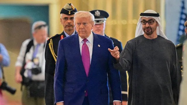 ترامب يختتم جولته الخليجية في الإمارات بعد زيارة قطر وتوقيع اتفاقيات استثمارية