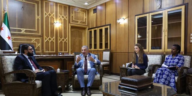 وزير العدل يبحث مع البنك الدولي تمويل مشاريع حيوية لإنعاش قطاع الكهرباء في سوريا