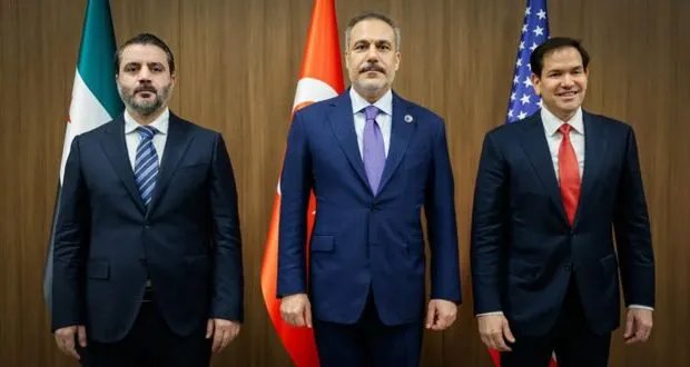 أنطاليا: مباحثات ثلاثية بين سوريا وأمريكا وتركيا حول رفع العقوبات وتطوير العلاقات