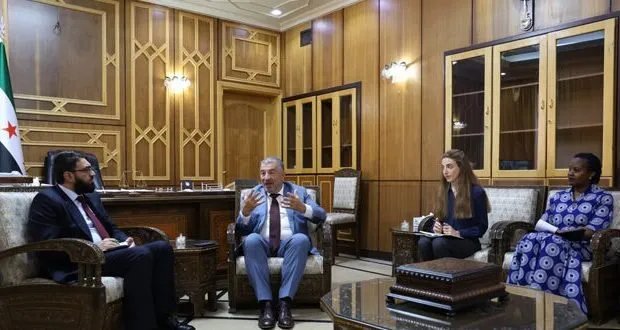 وزير العدل يبحث مع البنك الدولي آفاق تمويل مشاريع الطاقة الكهربائية في سوريا