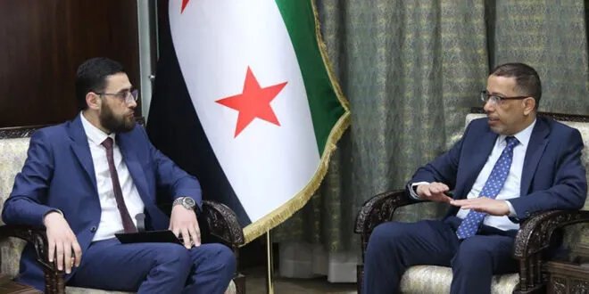 وزير المالية يبحث مع البنك الإسلامي للتنمية تفعيل المشاريع المتوقفة وإطلاق مشاريع جديدة في سوريا