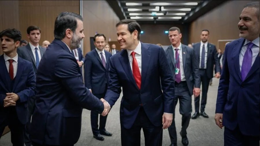 لقاء تاريخي في أنطاليا: وزراء خارجية سوريا وأمريكا وتركيا يبحثون رفع العقوبات وإعادة الإعمار