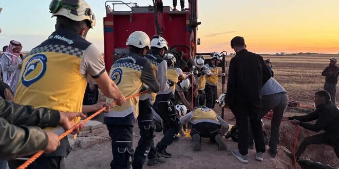 مأساة في حلب: الدفاع المدني ينتشل جثة طفلة من بئر عميقة بعد ساعات من البحث