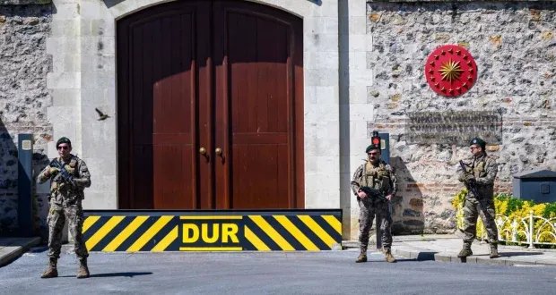 محادثات إسطنبول: توتر واتهامات متبادلة يسبقان لقاء روسيا وأوكرانيا وسط آمال دولية