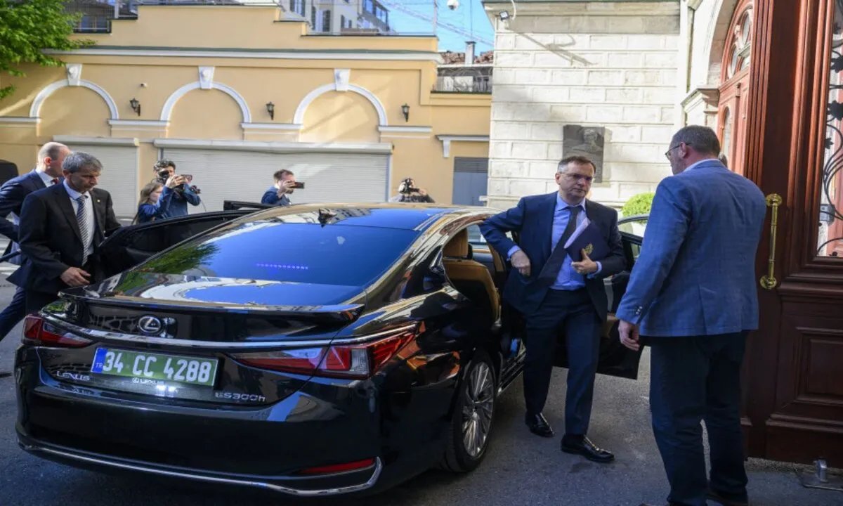 مباحثات مباشرة بين روسيا وأوكرانيا في إسطنبول: هل تنجح في تحقيق السلام؟