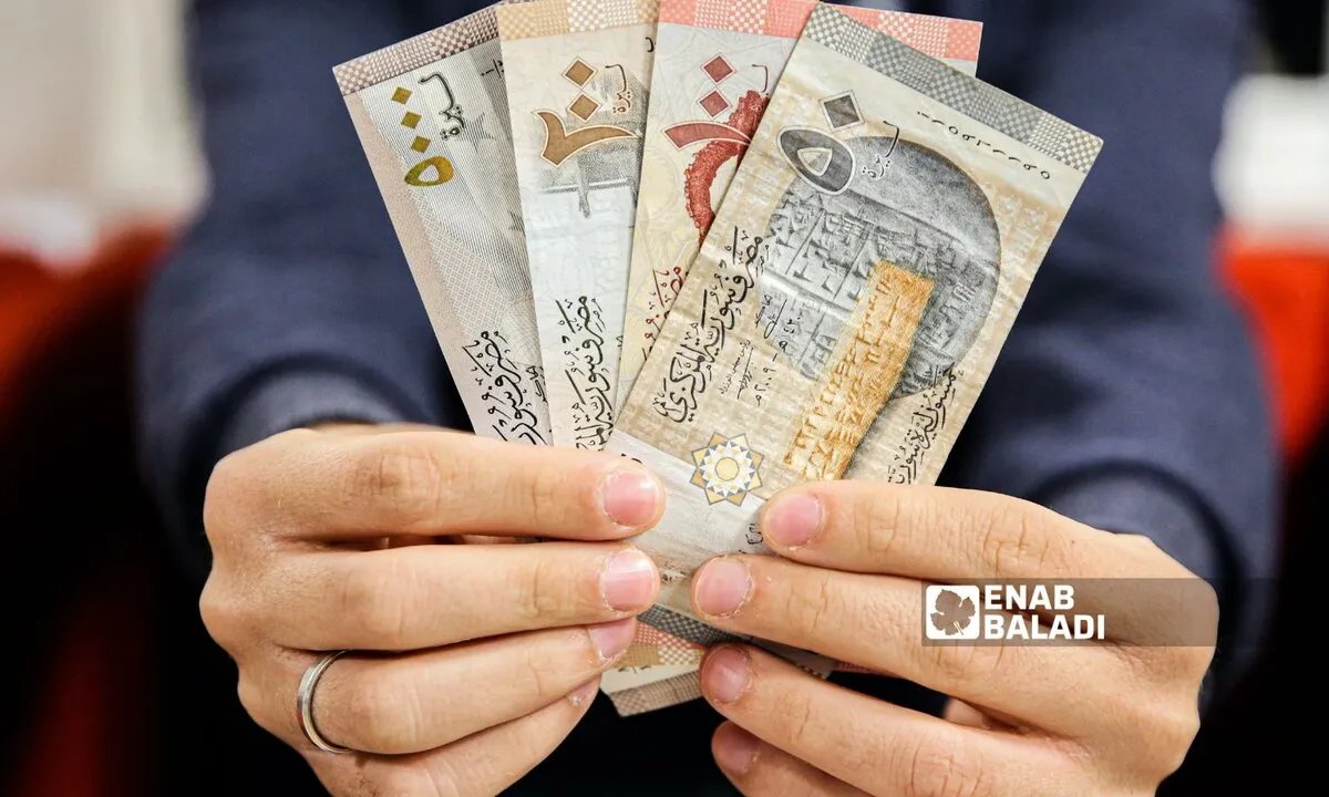 سوريا تتجه لطباعة عملة جديدة في الإمارات وألمانيا: تحسن العلاقات وتغييرات في التصميم