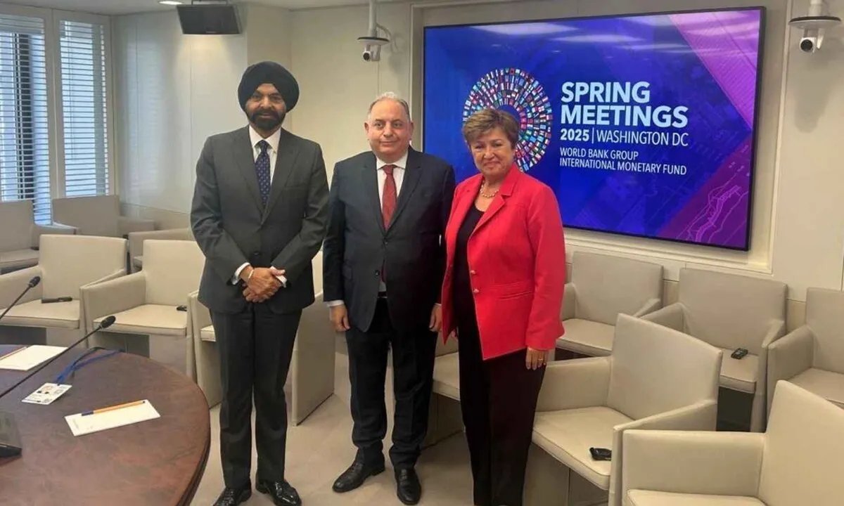 السعودية وقطر تسددان ديون سوريا لدى البنك الدولي: خطوة نحو استئناف الدعم والتنمية