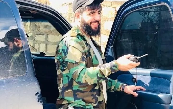 غضب في حلب بعد ظهور قيادي بالدفاع الوطني متهم بجرائم حرب