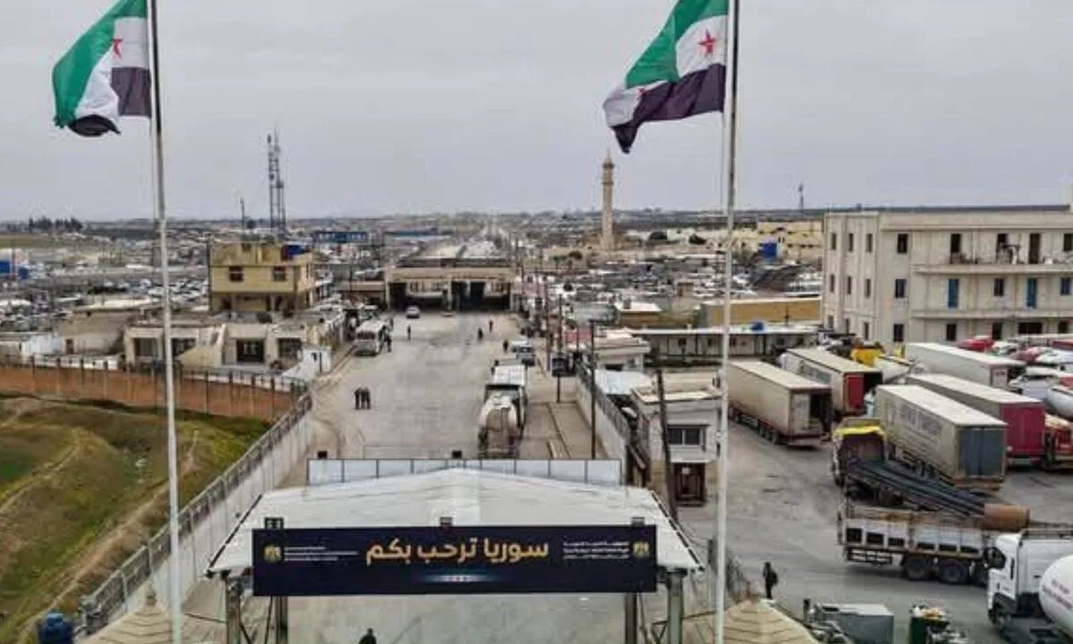 عودة اللاجئين تتسارع: 290 ألف سوري يعودون إلى ديارهم بعد سقوط النظام