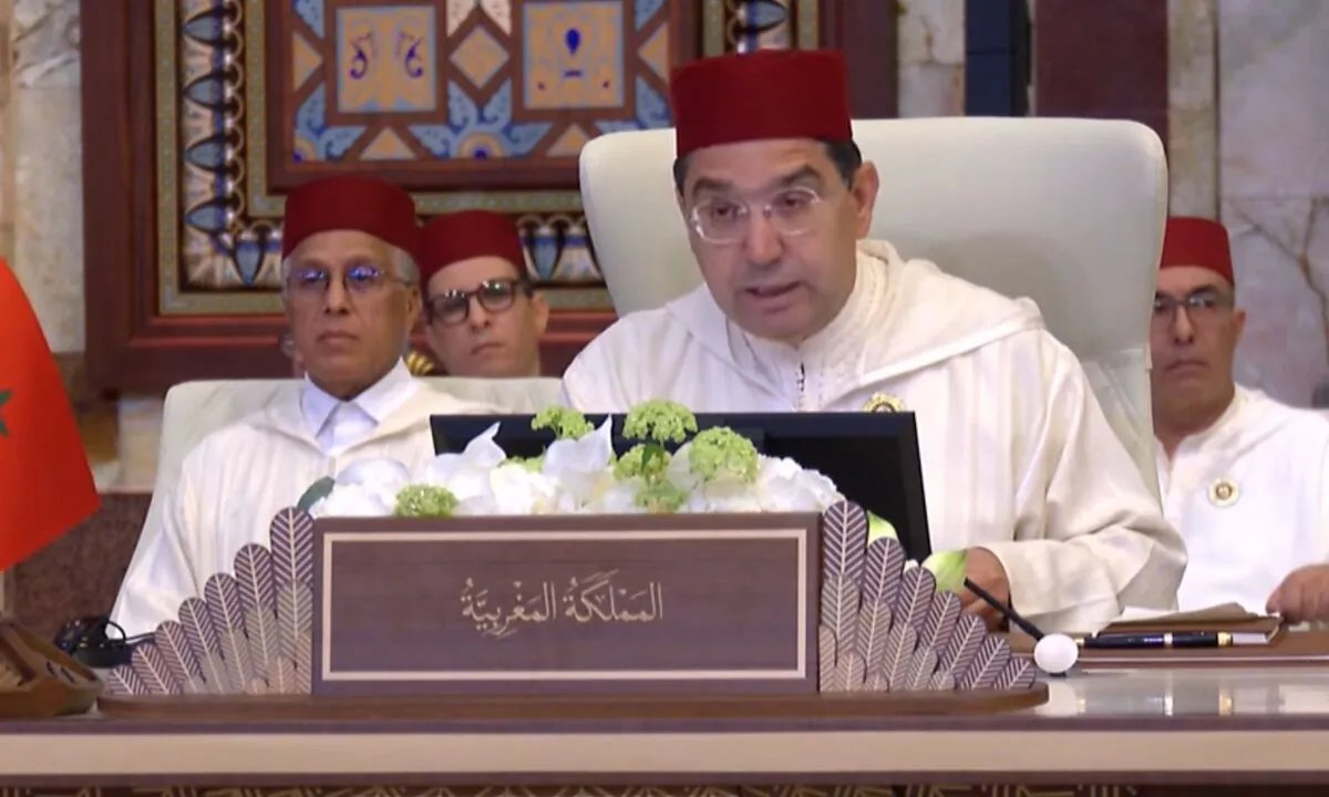 المغرب يكسر الجمود ويعيد فتح سفارته في دمشق: خطوة نحو تعزيز العلاقات أم تحولات سياسية؟