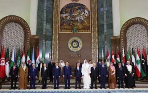 قمة بغداد: غياب القادة وخيبة الأمل.. هل تجسد مقولة 'العرب أصفار'؟