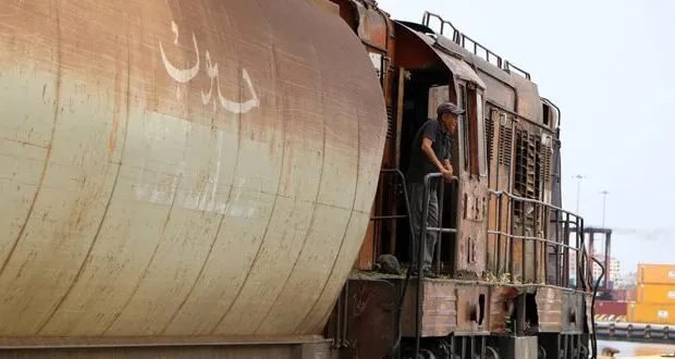 إحياء النقل السككي: أول شحنة قمح بالقطار تنطلق من اللاذقية إلى حماة بعد سنوات من التوقف