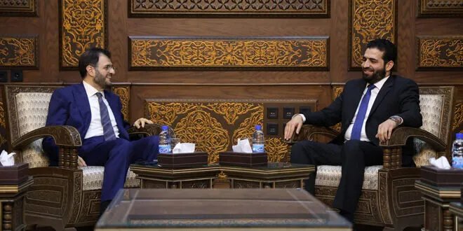 وزيرا الداخلية والاتصالات السوريان يبحثان تعزيز التعاون الرقمي لمكافحة الجريمة