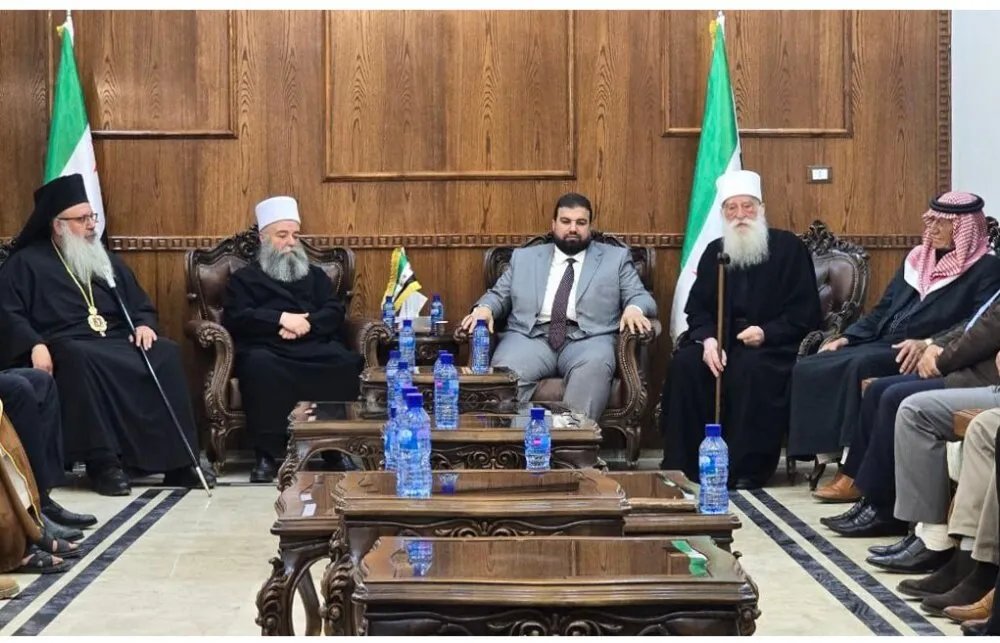 السويداء: المحافظ يدعو إلى حوار شامل وتفعيل الضابطة العدلية لتعزيز الاستقرار