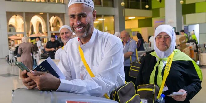 بعد سنوات من الانقطاع: انطلاق أولى رحلات الحجاج السوريين إلى السعودية وسط تسهيلات غير مسبوقة