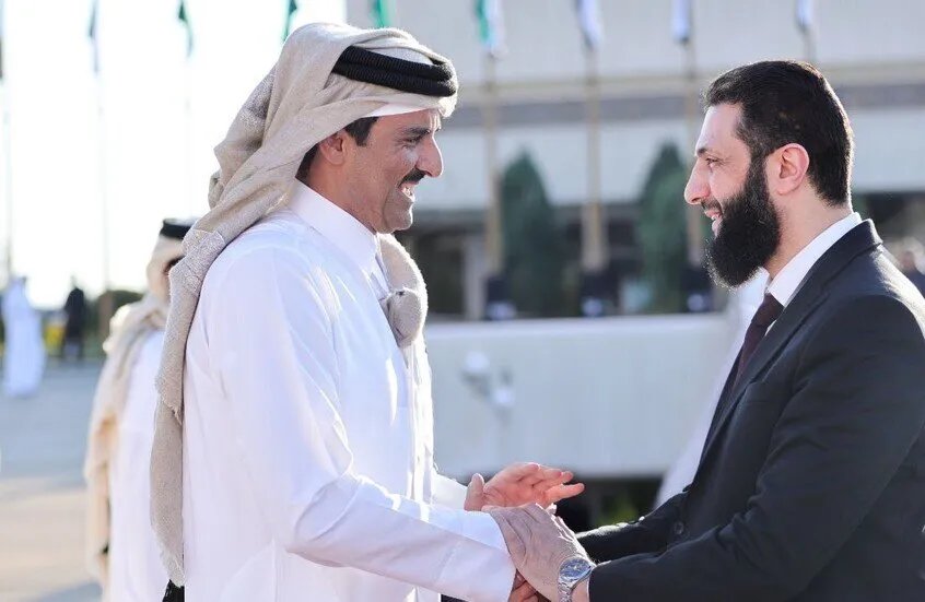 قطر تضخ الغاز إلى سوريا لإنعاش قطاع الكهرباء: مبادرة مدعومة أمريكياً