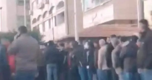 معاناة المسوّين أوضاعهم من العسكريين السابقين في طرطوس: مطالب بمعالجة الدولة وتسهيل الحياة