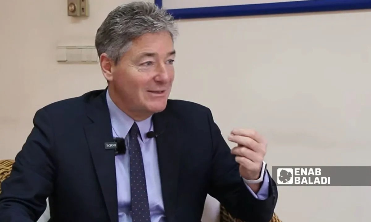 الاتحاد الأوروبي يرحب بتشكيل هيئتين للعدالة الانتقالية والمفقودين في سوريا: خطوة نحو المصالحة؟