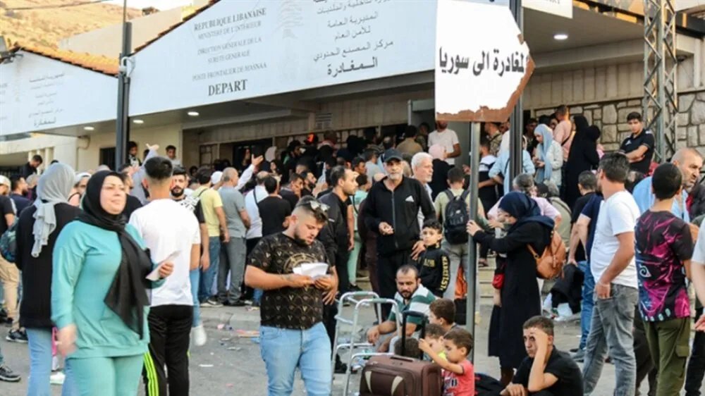 في مفارقة صارخة: النظام السوري يستقبل اللبنانيين الفارين ويمنع دخول السوريين!