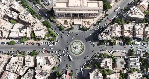 وزير الاقتصاد السوري: رفع العقوبات مشروط بالإصلاحات.. ونتائجها ستظهر في القطاع المصرفي والتجارة