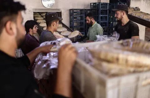 تحرير سعر الخبز في سوريا: هل تنجح خطط الحكومة في ظل الأزمة المعيشية؟
