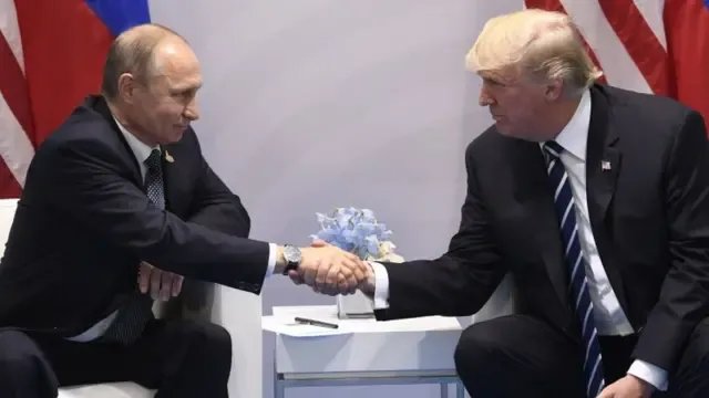 بوتين يعرض على ترامب: روسيا مستعدة للتعاون مع أوكرانيا لصياغة مذكرة لمحادثات سلام مستقبلية
