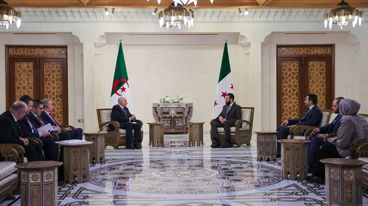 الرئيس الشرع يرفض طلباً جزائرياً بالإفراج عن لواء و500 مقاتل أُسروا في حلب: تفاصيل التوتر بين البلدين