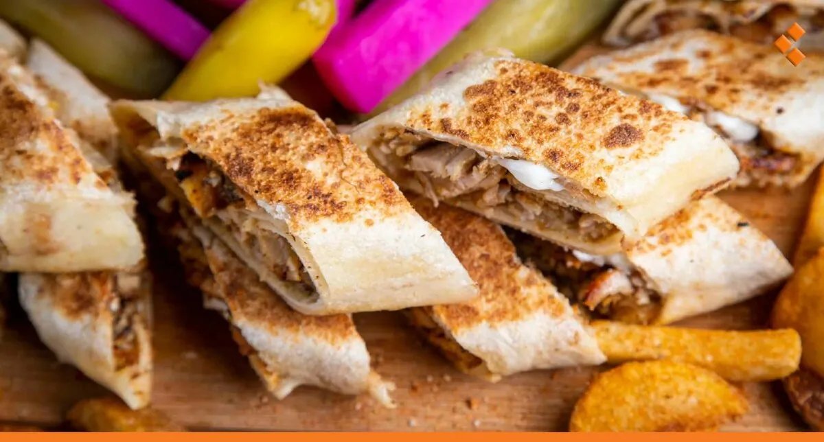 لماذا لا تنخفض أسعار السندويش والوجبات السريعة في دمشق رغم تراجع تكلفة المواد الأولية؟