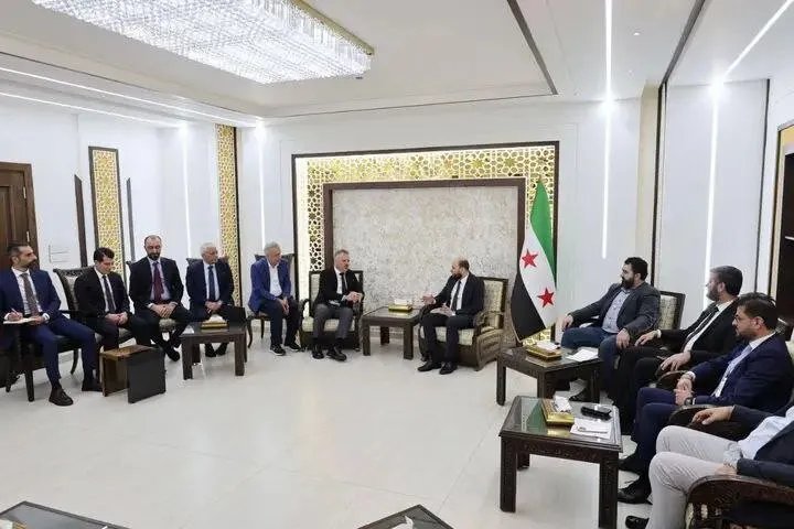 وزير الطاقة السوري يبحث مع وفد تركي فرص الاستثمار في قطاع النفط والغاز