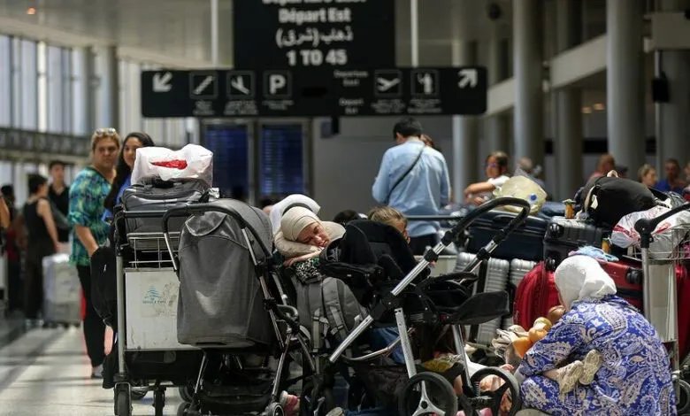 قيود جديدة على السوريين في مطار بيروت: منع العبور دون إقامة أجنبية
