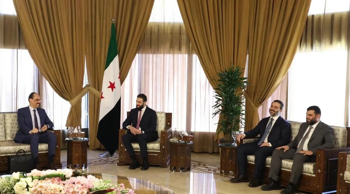 زيارة مفاجئة: رئيس الاستخبارات التركية يبحث مع الرئيس الأسد مستقبل العلاقات وملفات أمنية حساسة في دمشق