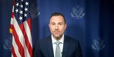 واشنطن تفاجئ العالم بقرار رفع العقوبات عن سوريا: تفاصيل المراحل والأهداف