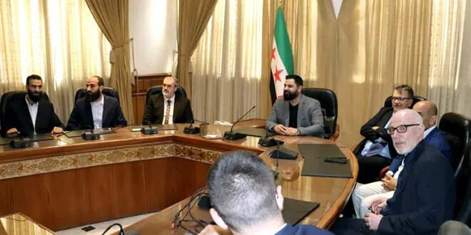 محافظ طرطوس والسفير الإيطالي يبحثان تعزيز التعاون الاقتصادي ومشاريع التنمية