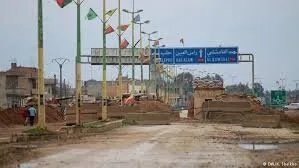 اشتباكات الرقة تتصاعد: فصائل "ردع العدوان" تسيطر على مناطق جديدة بعد انسحاب "قسد"