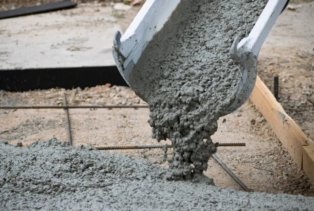 لتعزيز الصناعة الوطنية: إلغاء الرسوم الإضافية على الإسمنت في سوريا