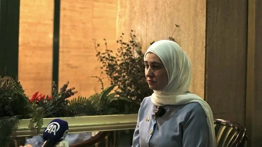 من بين المقابر الجماعية: سورية أمريكية تناضل لكشف مصير والدها المعتقل في سجون النظام