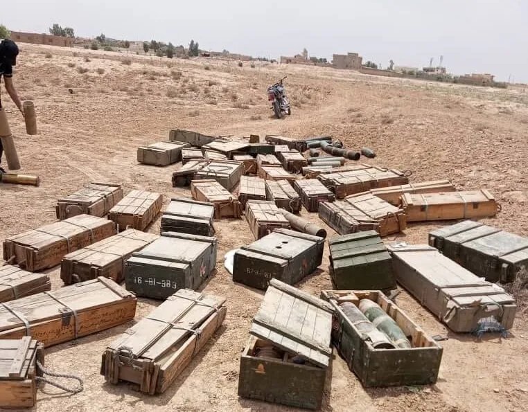 ضربة أمنية في البوكمال: كشف مستودع أسلحة يهدد أمن الحدود السورية العراقية