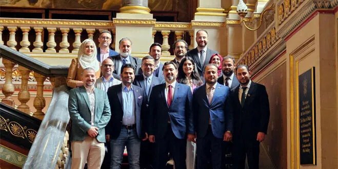 وزير التربية يبحث مع الجالية السورية في بريطانيا دعم تطوير التعليم