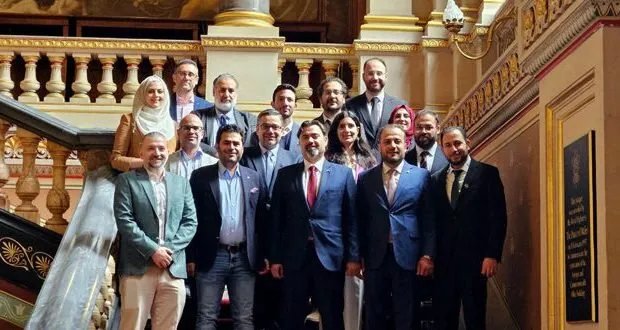 وزير التربية يبحث مع الجالية السورية في بريطانيا دعم تطوير التعليم في سوريا