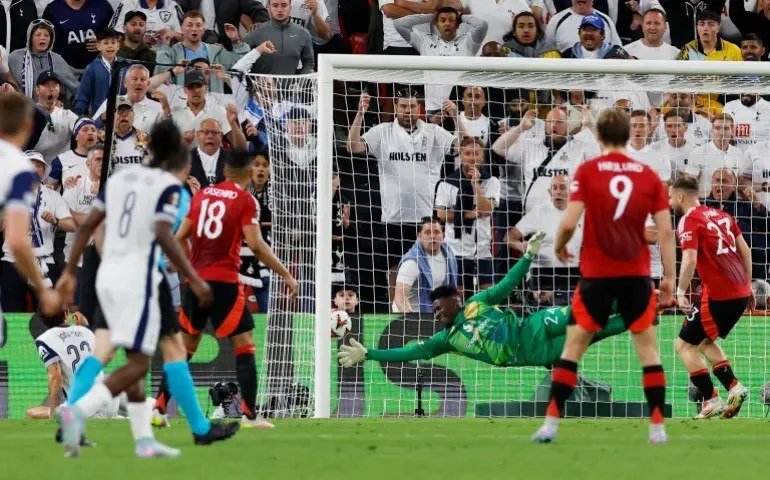 توتنهام يهزم مانشستر يونايتد ويتوج بلقب الدوري الأوروبي ويحجز مقعدًا في دوري الأبطال