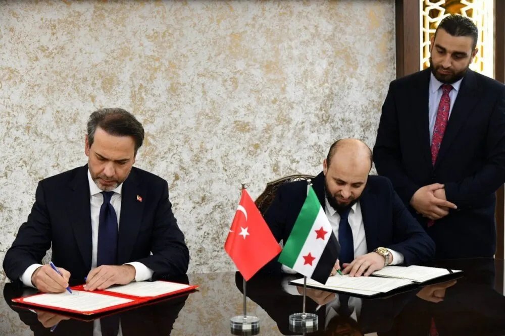 اتفاق تاريخي: سوريا وتركيا توقعان اتفاقية تعاون ضخمة في مجال الطاقة