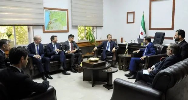 وزير الاتصالات يبحث مع فرنسا تعزيز التعاون لإنقاذ قطاع الاتصالات السوري