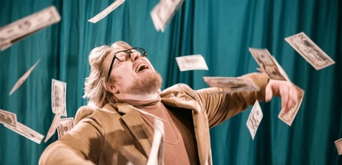 من عامل بناء إلى مُعدم: قصة المليونير الذي تبخرت ثروته بسبب نصيحة خاطئة