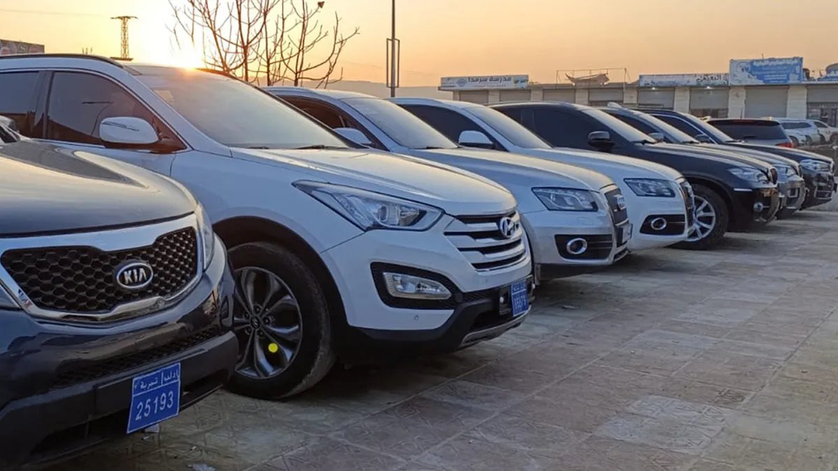 تخفيضات ورسوم جديدة: استئناف معاملات السيارات في دمشق بعد عطلة العيد