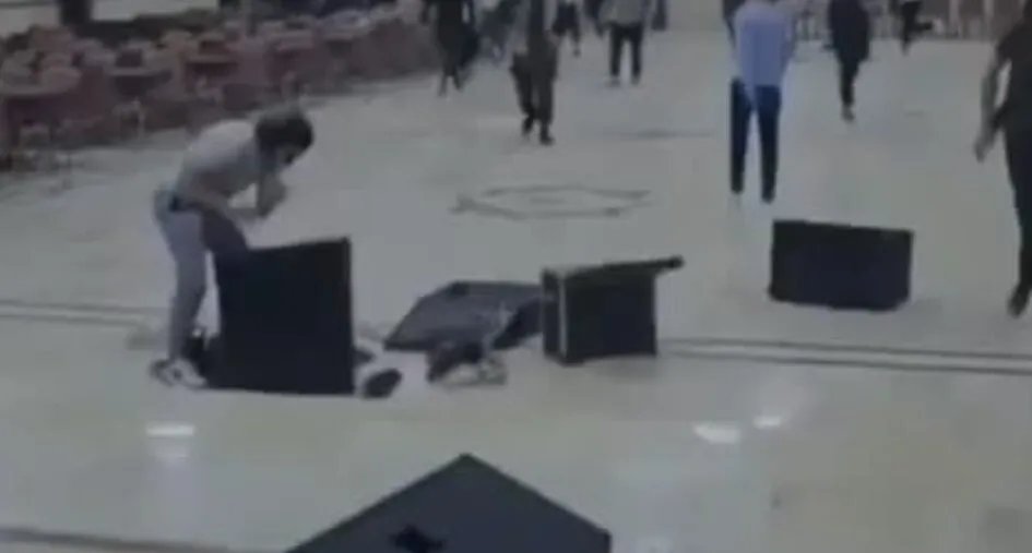 إدلب: متشددون يقتحمون صالة أفراح ويمنعون حفلاً للمطرب محمد الشيخ وسط تكبيرات