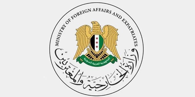 سوريا تثمن قرار أمريكيًا برفع بعض العقوبات وتعتبره خطوة نحو تخفيف المعاناة