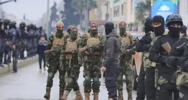 بعد الهجوم على حميميم: من هم "العصائب الحمراء" وما هي قدراتهم؟