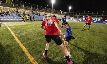 فريق Falcons يخطف لقب بطولة "ريد بُل جول إنجليزي" المثيرة في الأردن